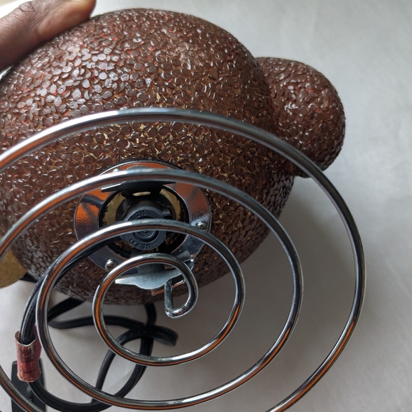 Adorable Dog-Shaped Pet Lamp - Brown and Cream - Picture 10 of 10